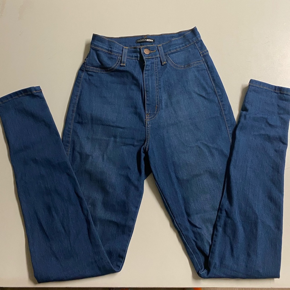 TRENDING 🔥: Fashion nova high waisted jeans